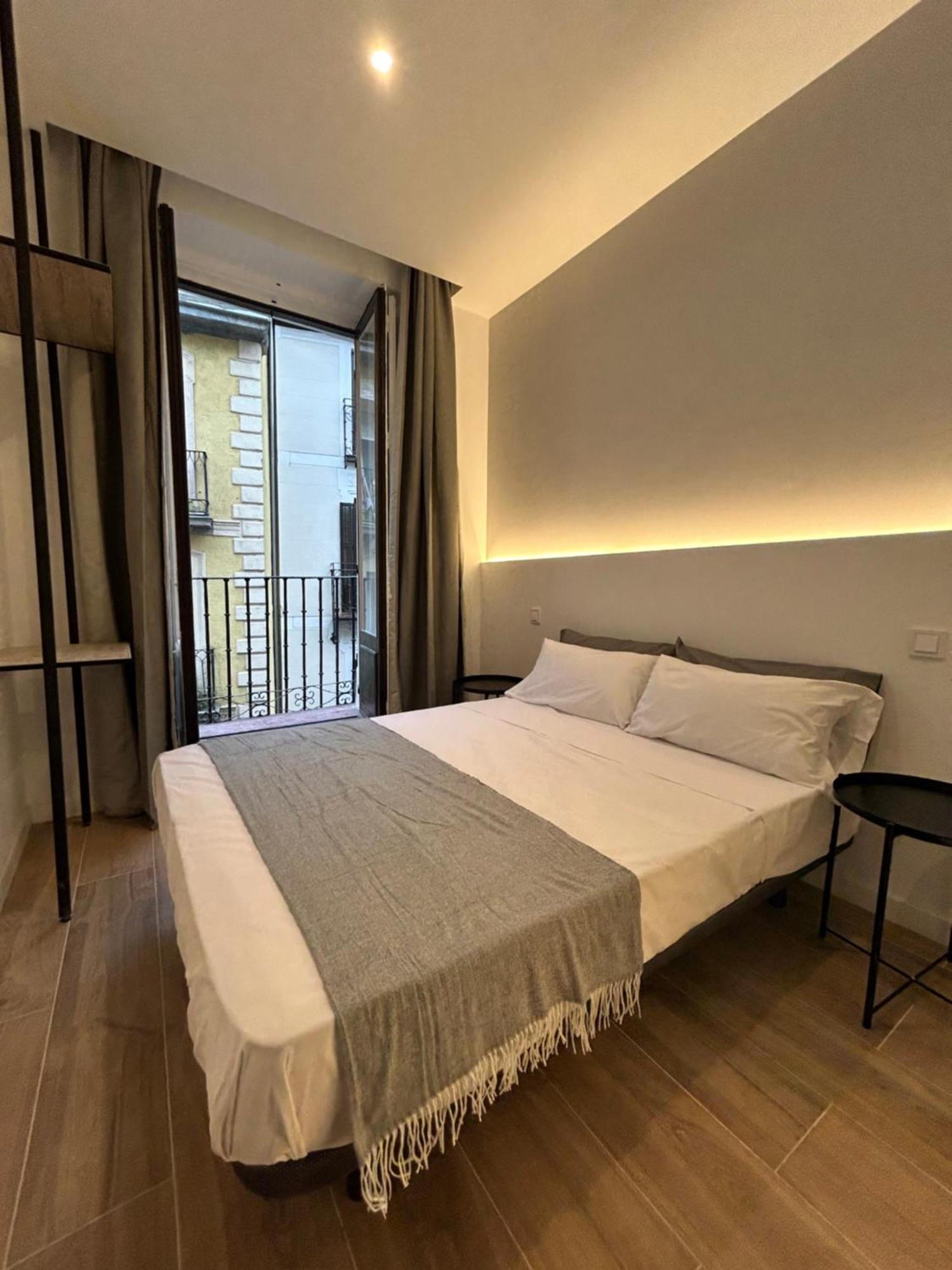 Hotel Casa De Huespedes San Andres à Madrid Extérieur photo