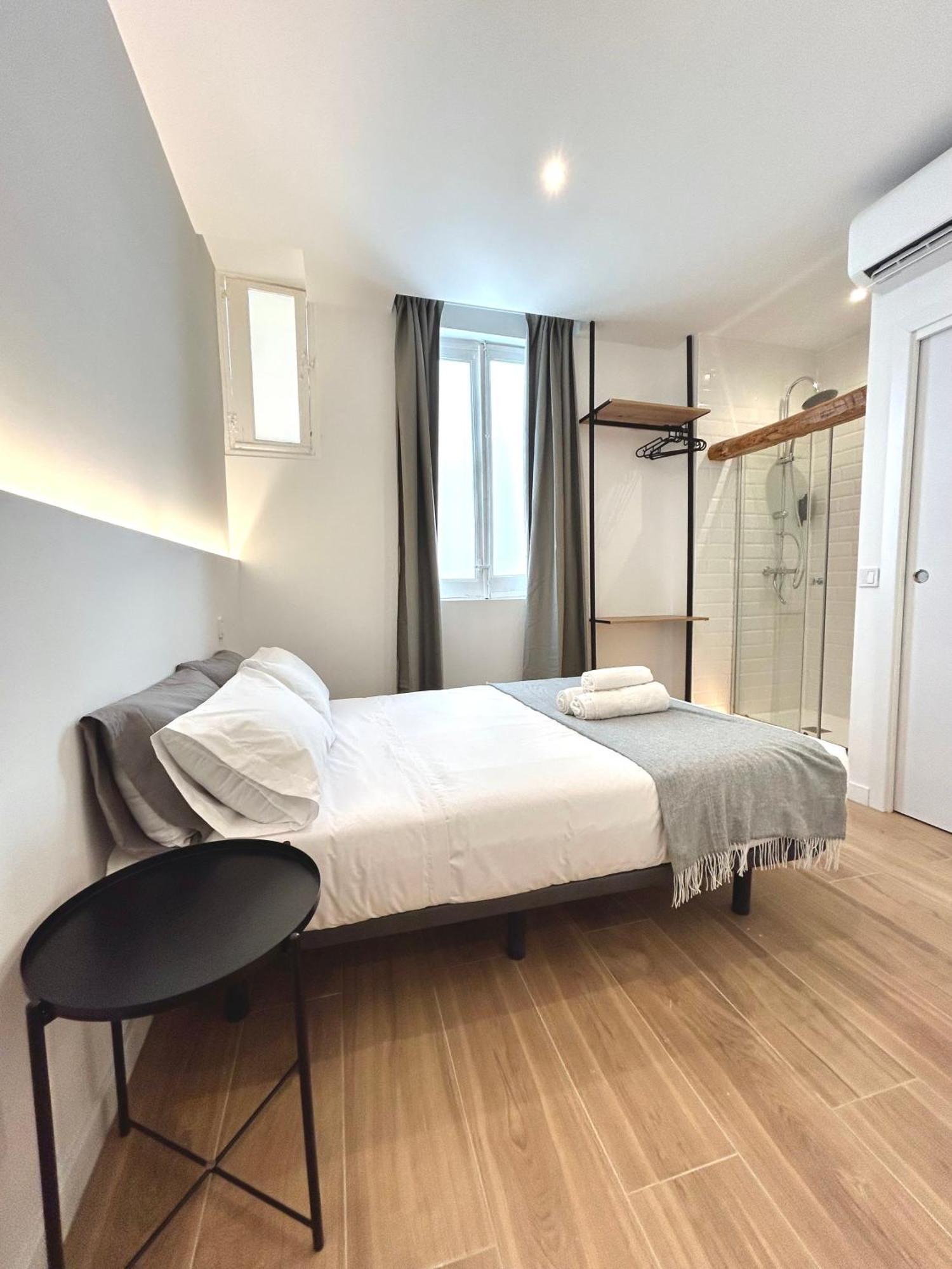 Hotel Casa De Huespedes San Andres à Madrid Extérieur photo