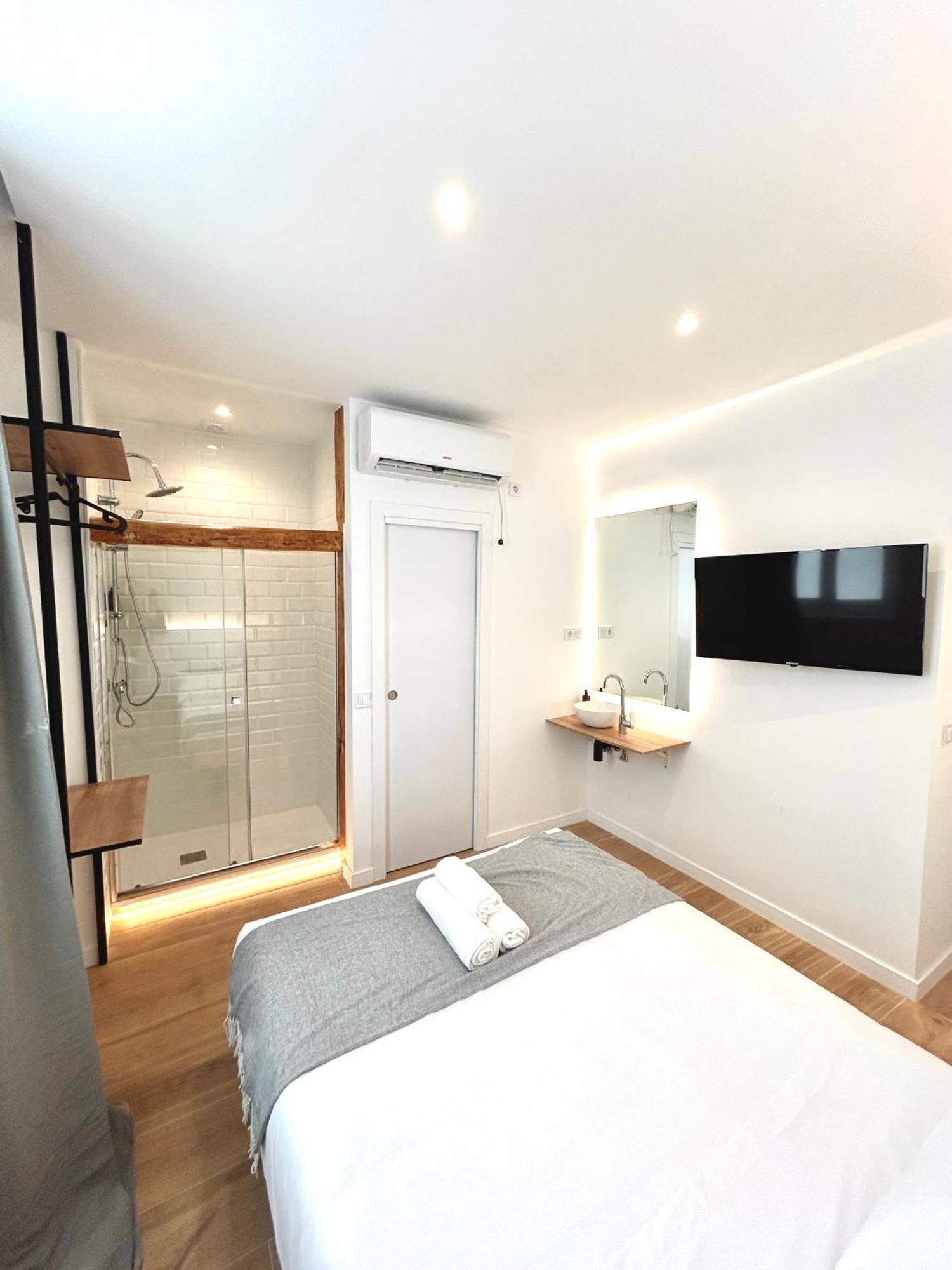 Hotel Casa De Huespedes San Andres à Madrid Extérieur photo