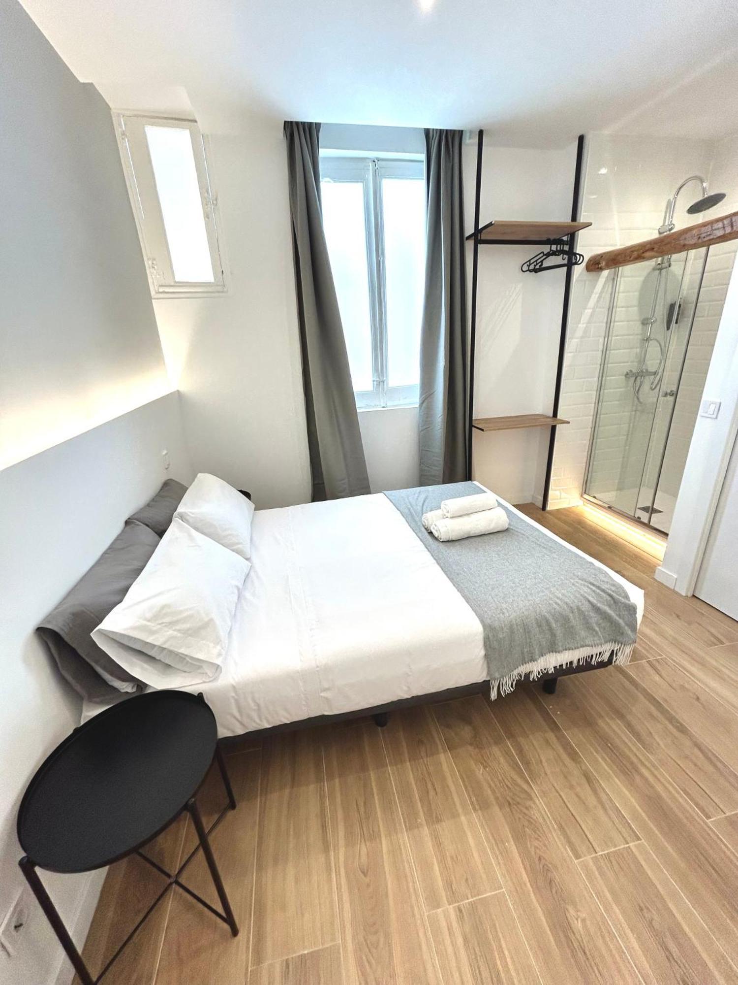 Hotel Casa De Huespedes San Andres à Madrid Extérieur photo